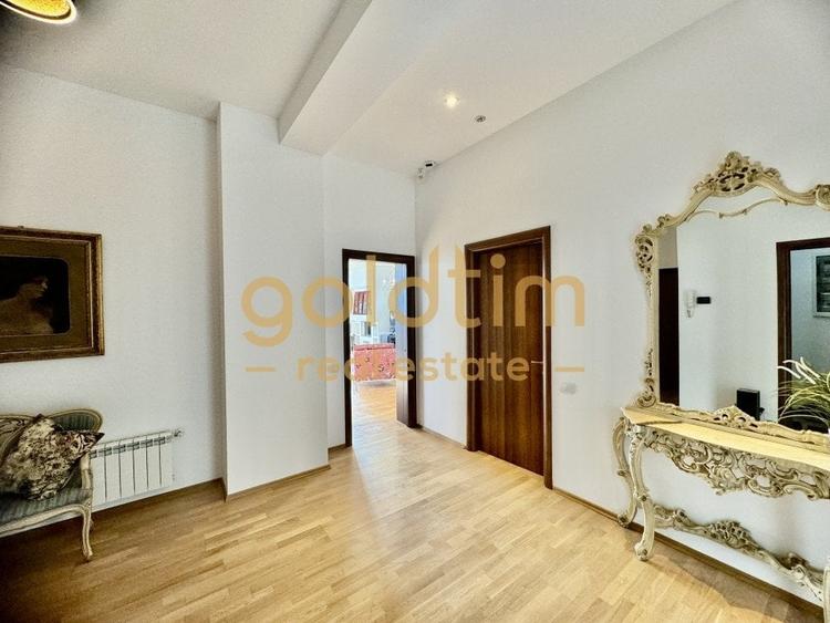 UNC/ PENTHOUSE/ TERASA 370 mp/SUPERB/ PRIVELISTE/INALTIME CAMERE3,5/2 PARCARI - 45