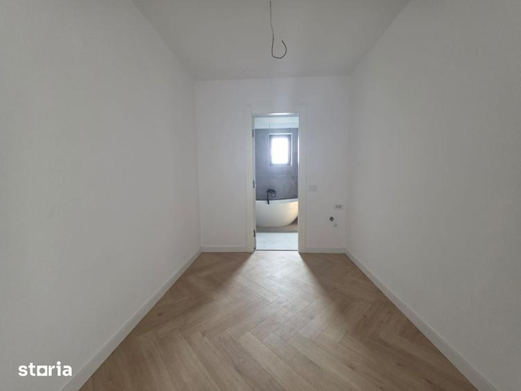 Apartament cu 4 camere în Central
