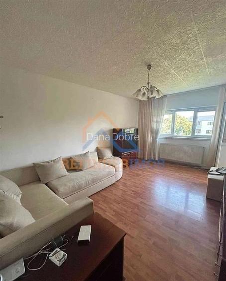 Apartament decomandat 3 camere - Dunavat sector 5