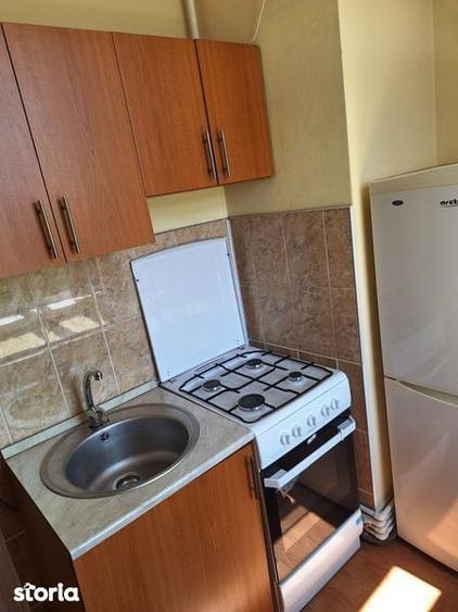 Garsoniera de vz 36 metri patrati utili etaj 3 pe mijloc zona Dimitrov - 6