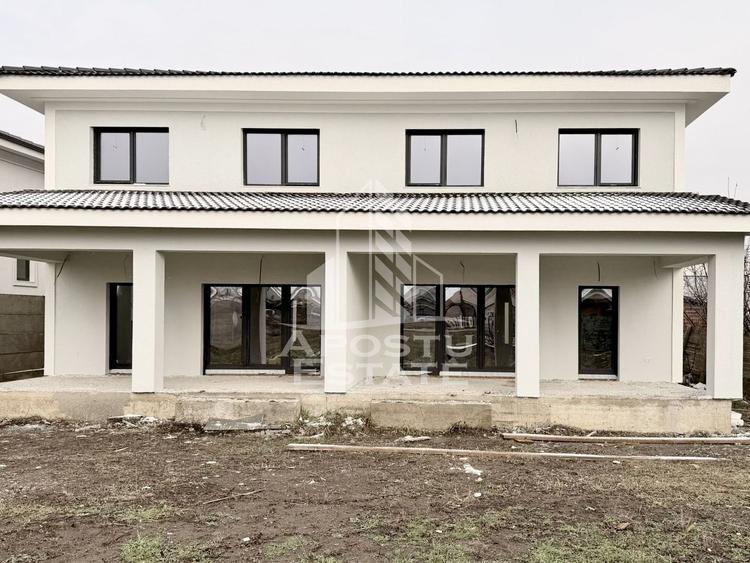 Jumatate de duplex cu 5 camere, Dumbravita - 1