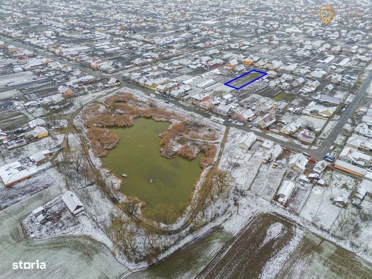 Teren intravilan de vanzare Curtici - 3