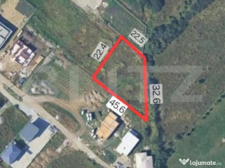 Teren intravilan 900 mp Zona lini?tita Valea Rusului, - 1