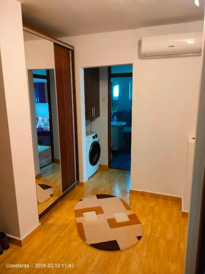 Închiriez apartament 2 camere decomandate in zona Far  - 3