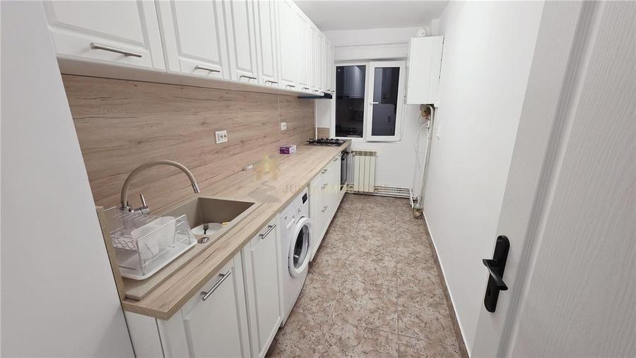 APARTAMENT 3 CAMERE  74 MP | 3 BALCOANE 12 MP | MANASTUR PARANG - 2