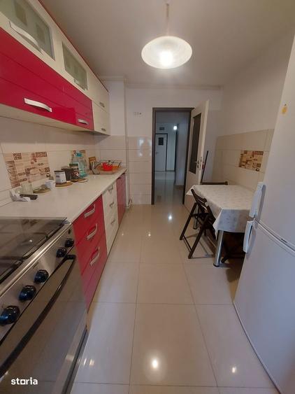 Inchiriere apartament 3 camere, zona Ragc - Metro, Targoviste - 10