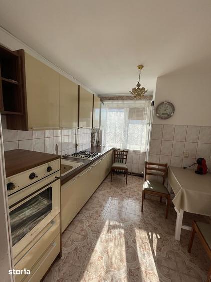 Apartament cu 2 camere, mobilat în Central