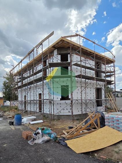 Duplex cu 3 camere cu Canalizare în Odăi