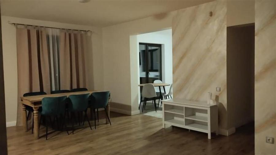 Casă cu 4 camere cu Canalizare în Feleacu
