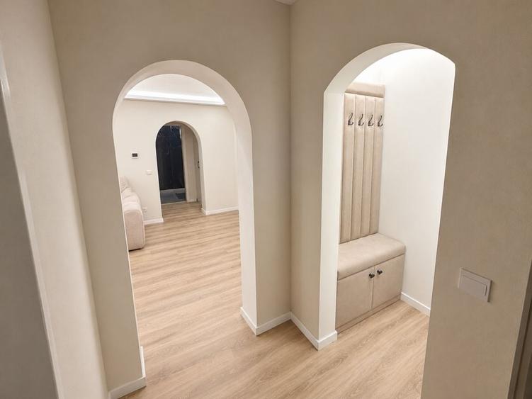 Inchiriez apartament de lux 2 camere (zona 0) - 4