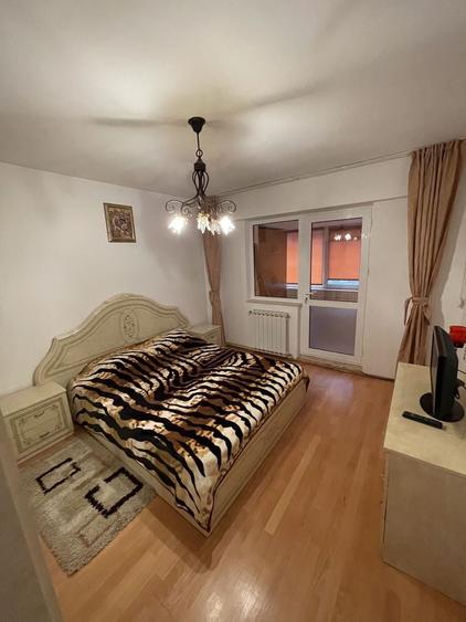 Apartament cu 2 camere decomandat în Vărsătura