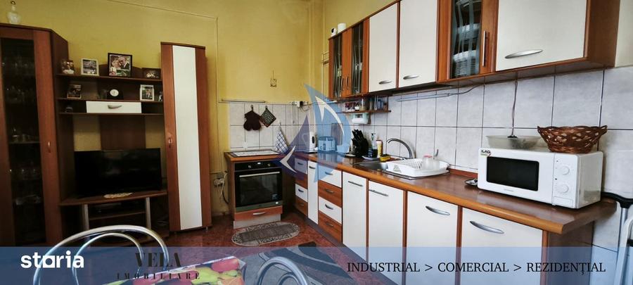 Casă cu 3 camere cu Teren 310 Mp în Semicentral