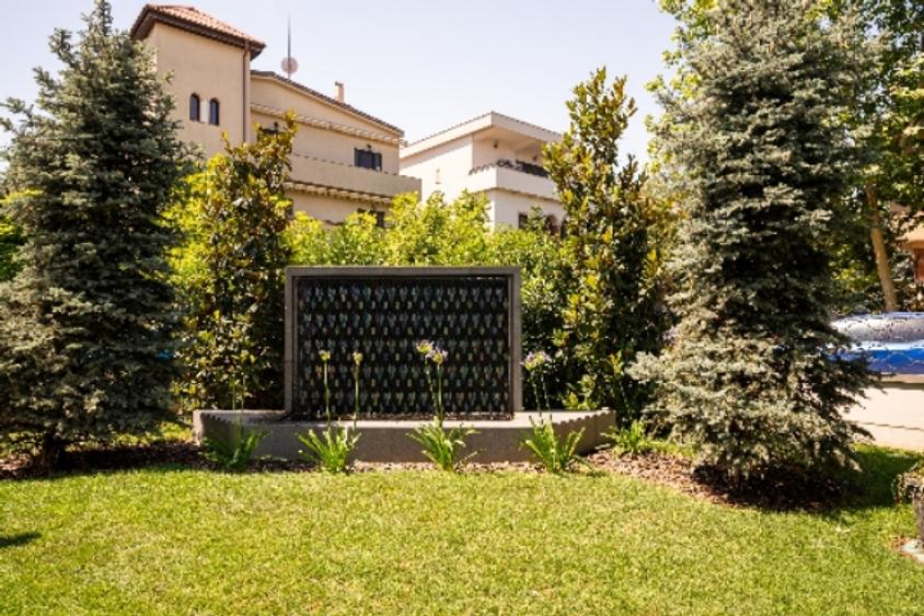 Apartament cu 3 camere decomandat în Televiziune