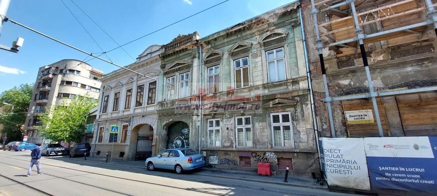 Casă individuală cu 25 camere decomandat cu Canalizare în Armeneasca
