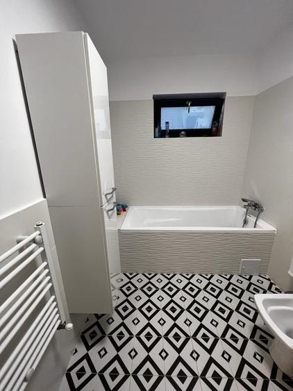 Casă cu 4 camere în Dragomirești-Deal