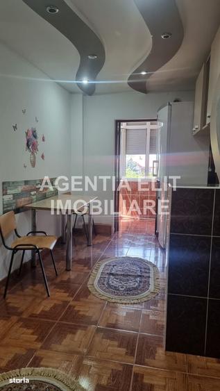 Apartament 2 camere, zona Bucovina - 11