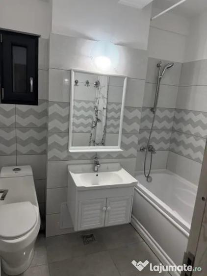 Apartament cu 3 camere decomandat în Valea Rosie