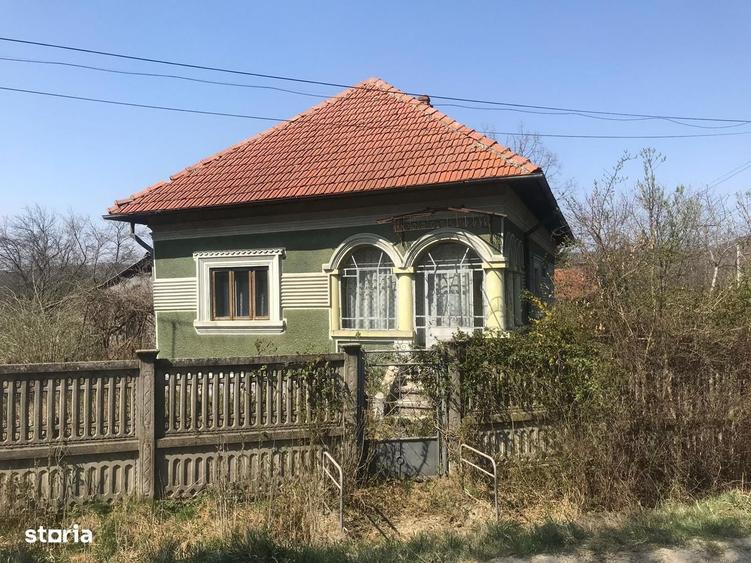 Casă cu 3 camere în Rădești