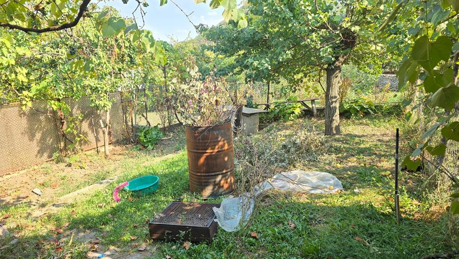Casă individuală cu 2 camere cu Canalizare în Viile Noi