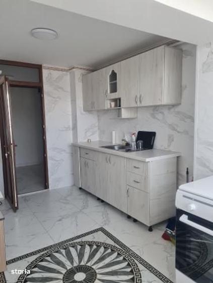 Apartament cu 2 camere decomandat în Bascov