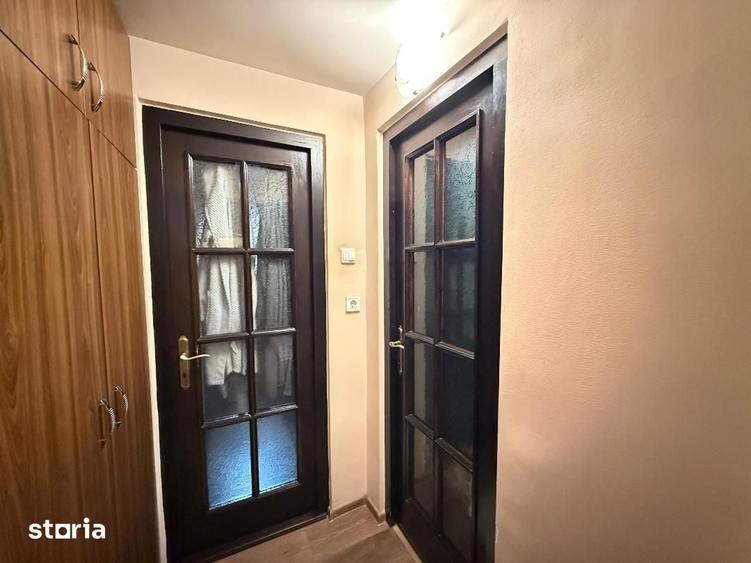 De vanzare Apartament 2 camere, zona Cetate. - 2