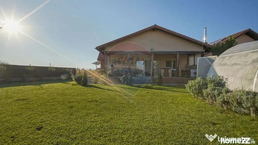 Casa parter pe teren 750 mp in Sanpetru Comision 0% - 12