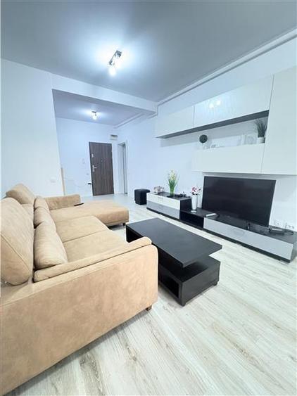Apartament cu 2 camere semidecomandat, mobilat în Tomis Nord