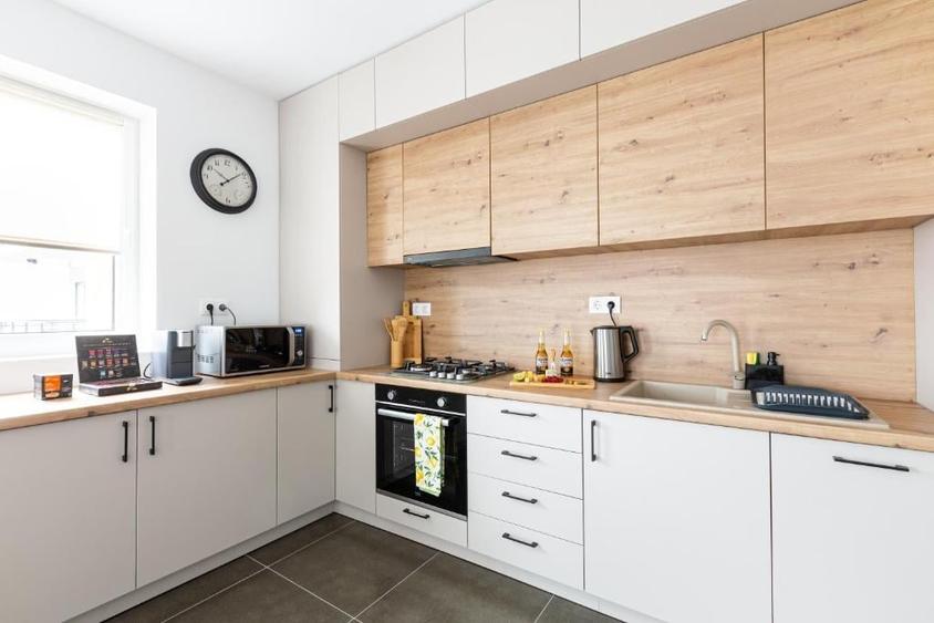 Apartament cu 2 camere semidecomandat în Lipovei