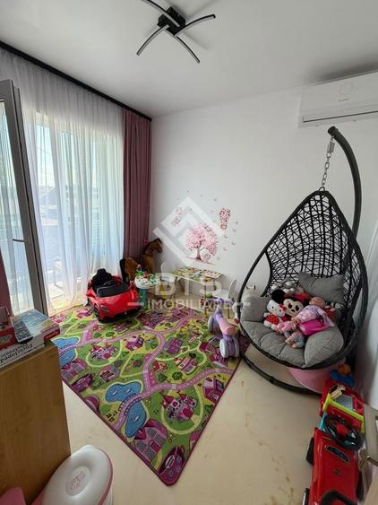 Apartament cu 3 camere decomandat în Nord