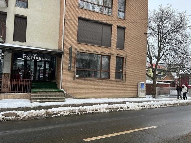 Spațiu comercial, de 53 mp, în Exterior Vest