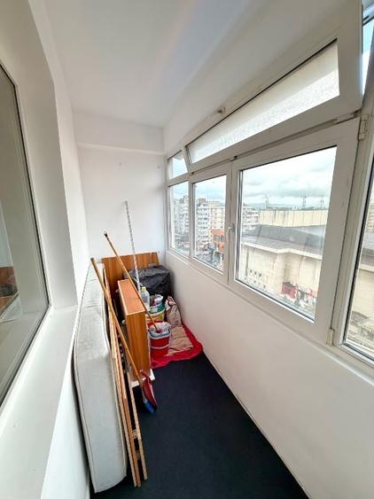 Apartament cu 3 camere decomandat, mobilat în Ultracentral