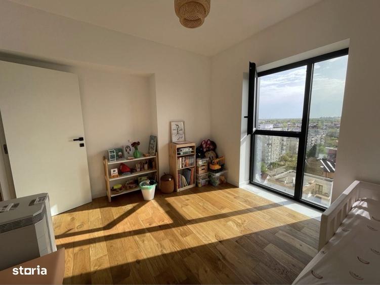Apartament cu 3 camere decomandat în Cotroceni