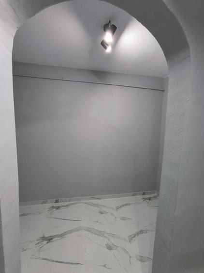 Spatiu comercial - 12