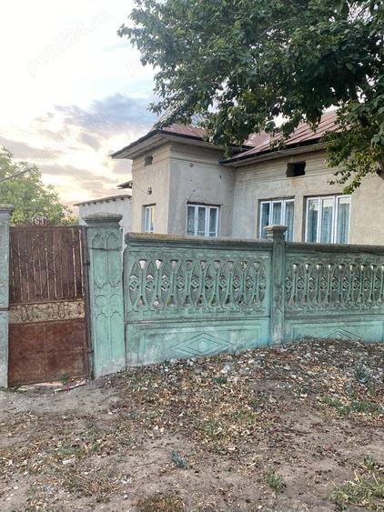 Casă cu 5 camere cu Teren 936 Mp în Robănești