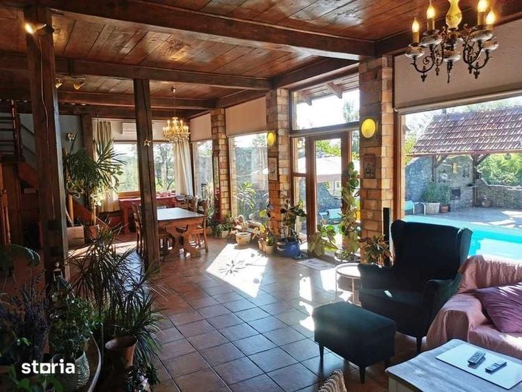 Casă cu 3 camere cu Teren 118 Mp în Central