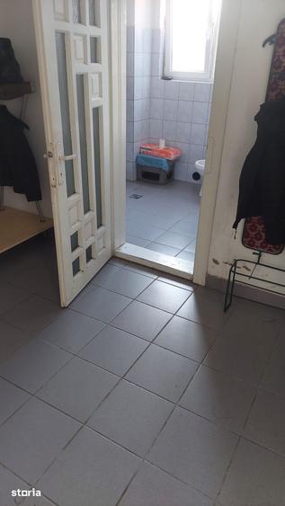 Spațiu comercial, de 150 mp, în Lazaret