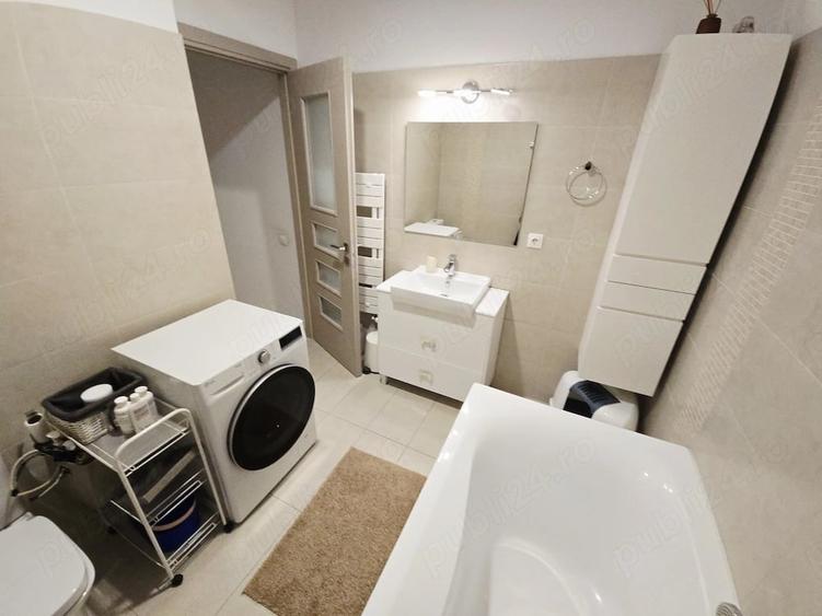 Apartament cu 3 camere decomandat în Nord