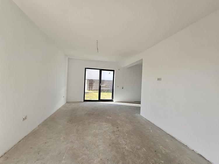Casa Individuala pe Parter, 3 Camere, Teren 300 mp - Berceni - 2