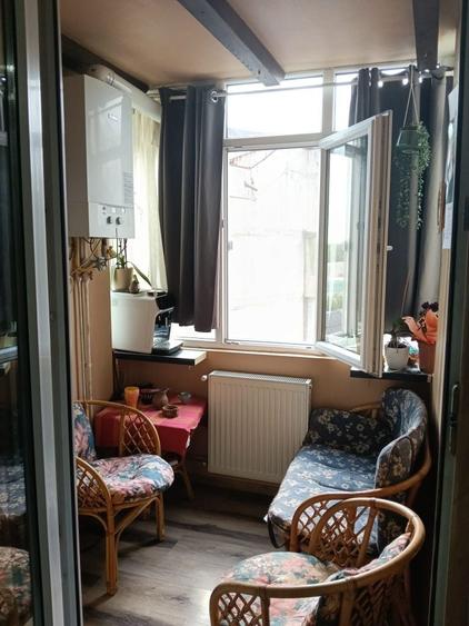Apartament cu 3 camere decomandat în Exterior Vest