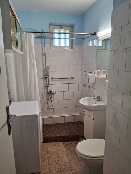 Apartament cu 2 camere decomandat în Cedonia