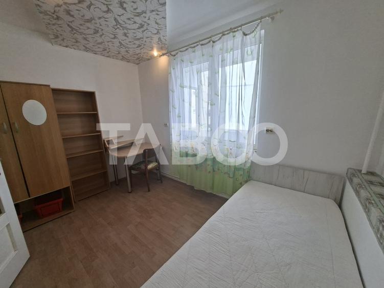 Apartament de vanzare cu 3 camere si balcon Mihai Viteazul numarul 23 - 11