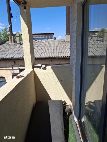 Casă cu 4 camere cu Teren 315 Mp în Giulești