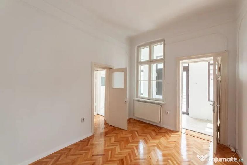 Casă cu 4 camere cu Teren 224 Mp în Central