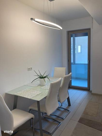 Apartament cu 3 camere, mobilat în Central