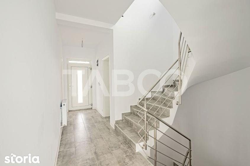 Casă cu 4 camere decomandat cu Teren 177 Mp în Central