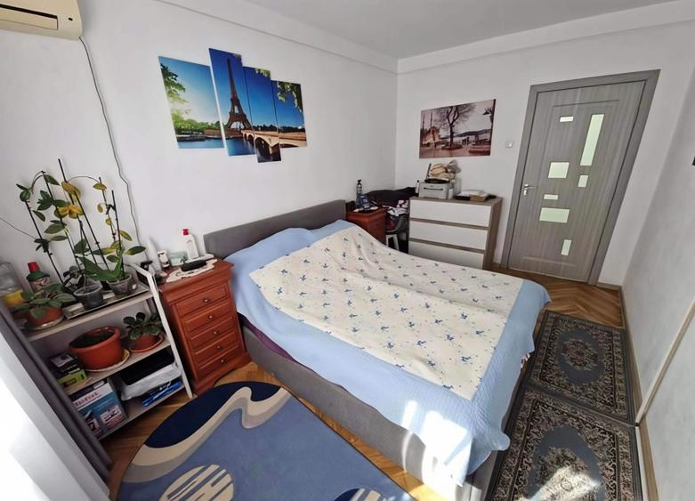 Apartament cu 2 camere decomandat în Mircea cel Bătrân