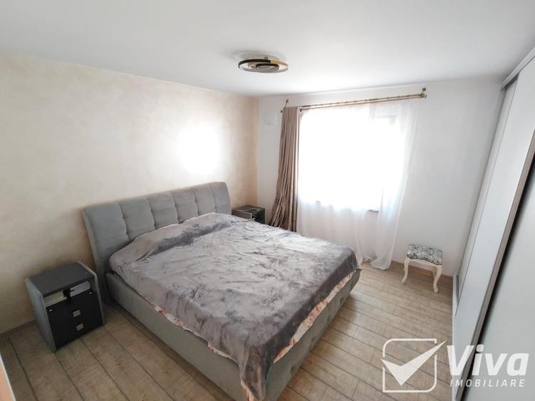 Casă individuală cu 5 camere cu Canalizare în Valea Adâncă