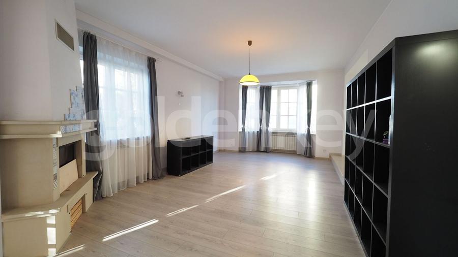 Duplex cu 7 camere cu Canalizare în Pipera