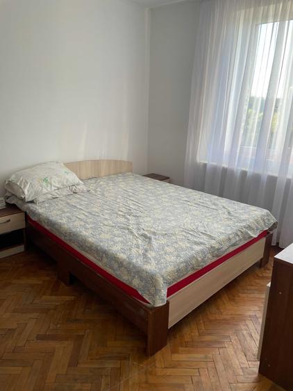 Apartament cu 2 camere decomandat în Ghimpați