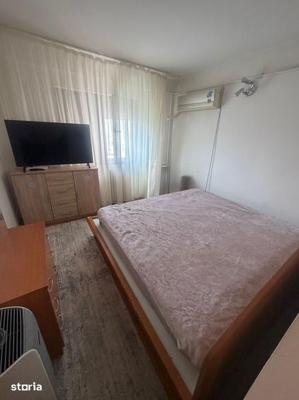 Apartament cu 3 camere decomandat în 9 Mai